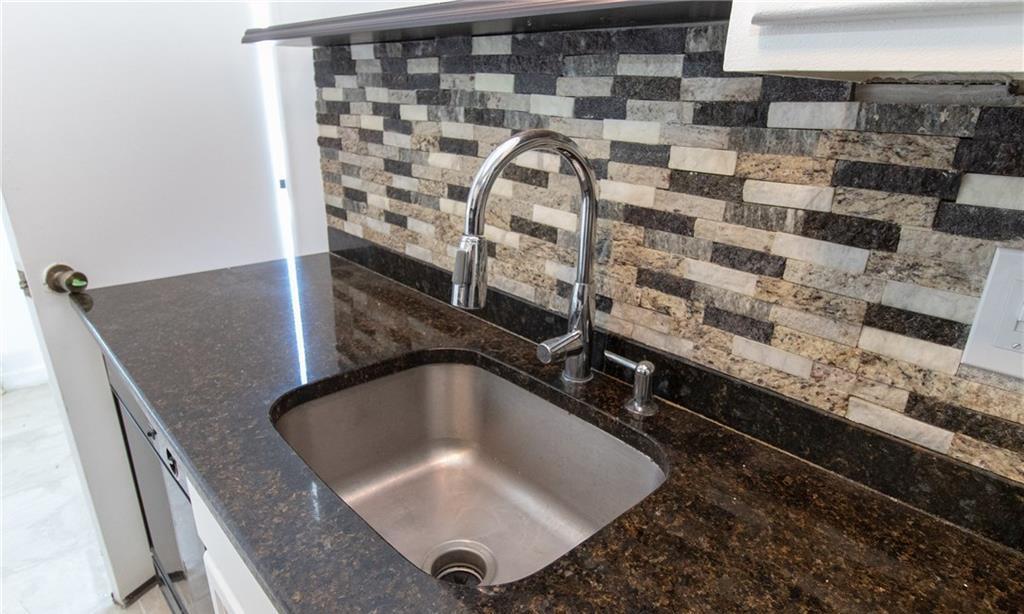/static/images/house/12278/cf89dbbede705eb324fdbe69ab237d2f.jpg