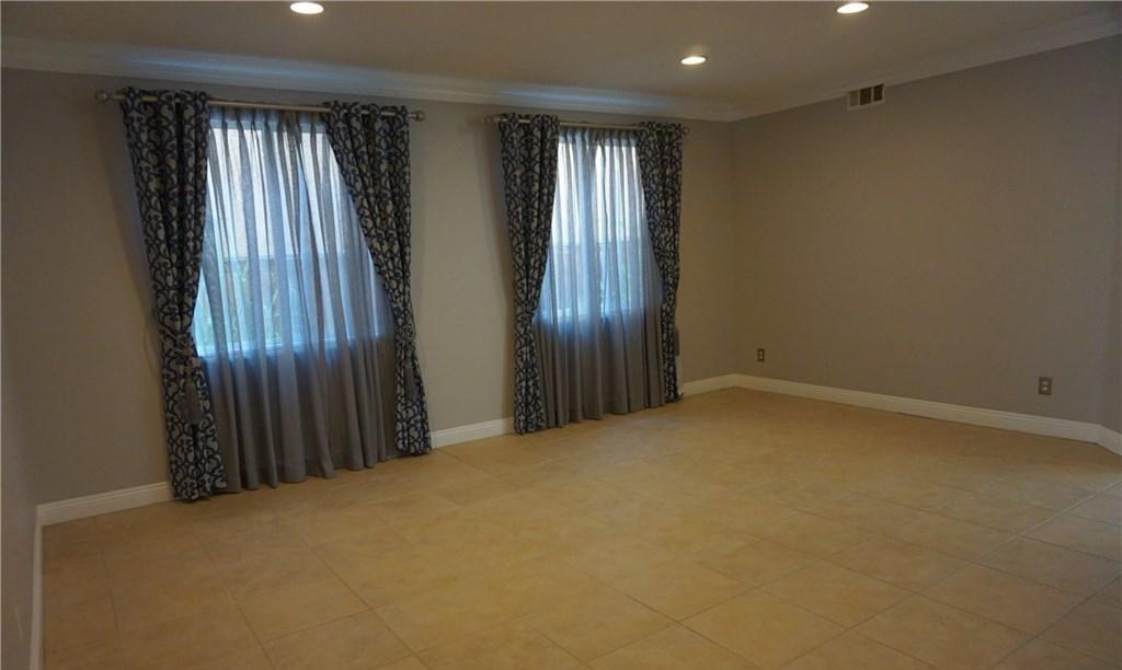 /static/images/house/12917/e35069e770b4d643051e584e65586b3d.jpg