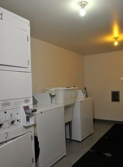 /static/images/house/1406/f3be60424f8f56eea6c88a0568e388a5.jpg