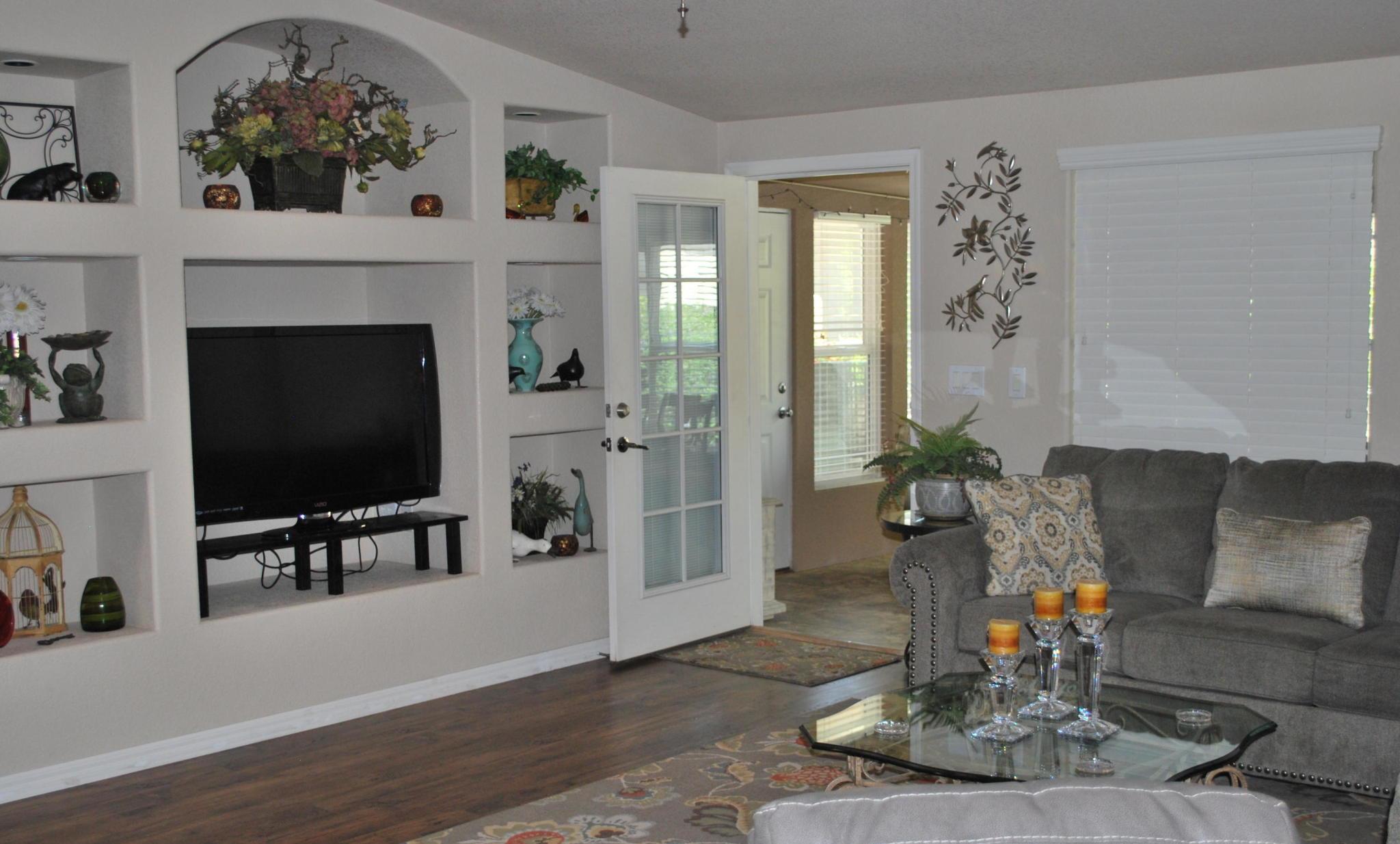 /static/images/house/14254/88a8b5af23b9deb7ee8d6bae1e6ef7e2.jpg